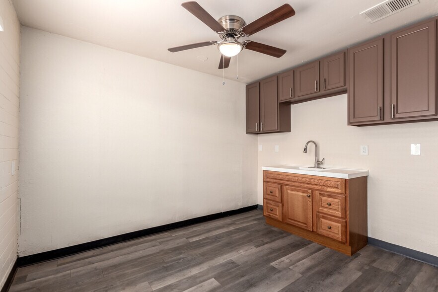 More Photos Of 6632 S 22nd St, Phoenix Assisted Living For Sale