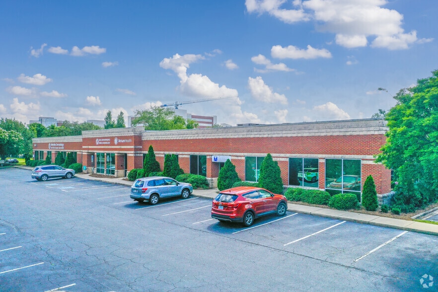 Primary Photo Of 10502 Park Rd, Charlotte Medical For Lease