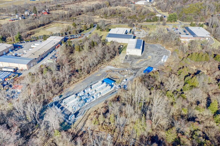 More Photos Of 248 Brighton Rd, Andover Warehouse For Sale