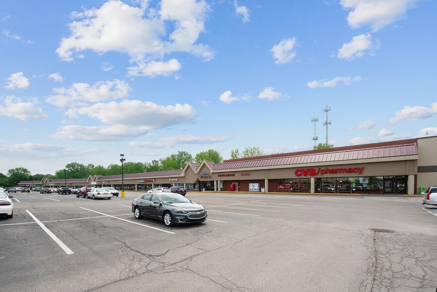 Primary Photo Of 11627-11715 Fox Rd, Indianapolis Storefront For Lease