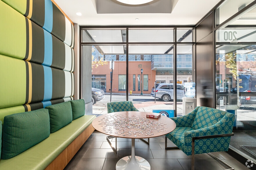 More Photos Of 200 College St, New Haven Apartments For Lease