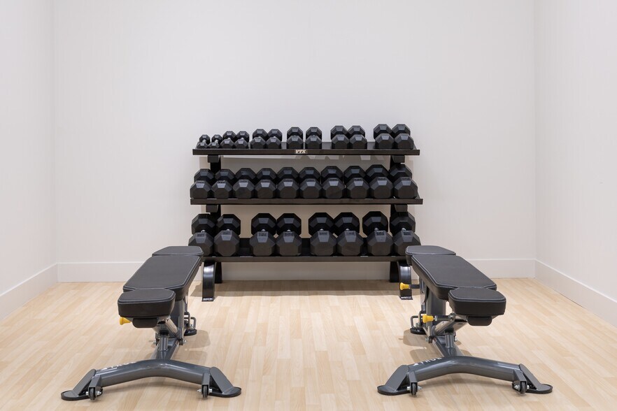 More Photos Of 1380 N California Blvd, Walnut Creek Apartments For Lease