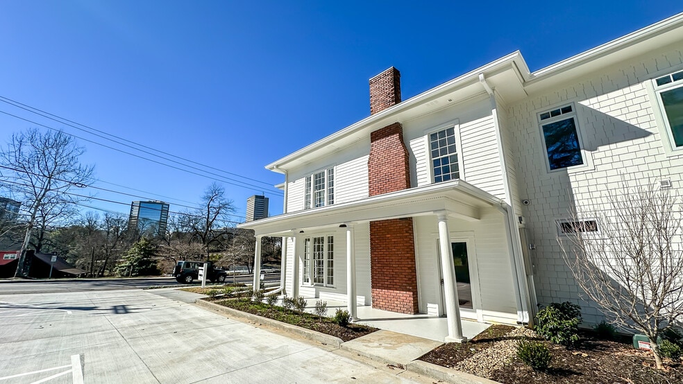 More Photos Of 107 E Park Ave, Greenville Loft Creative Space For Lease