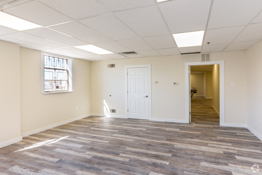 More Photos Of 4590 Jason St, Denver Warehouse For Lease