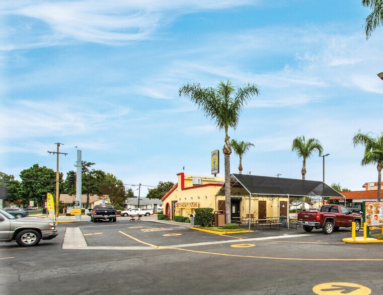 More Photos Of , Norwalk General Retail For Sale