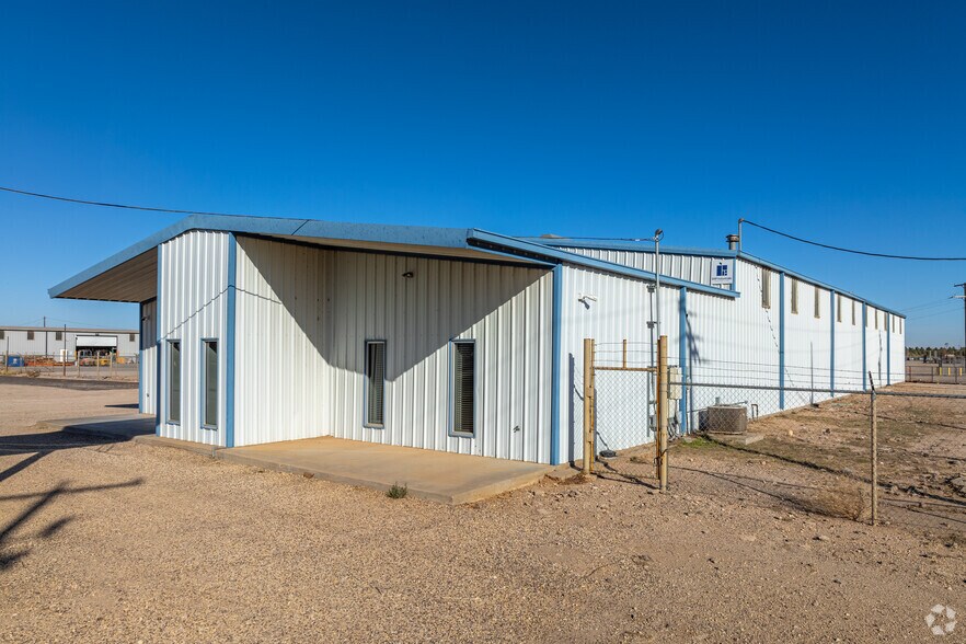 More Photos Of 3401 E State Highway 158, Midland Warehouse For Lease