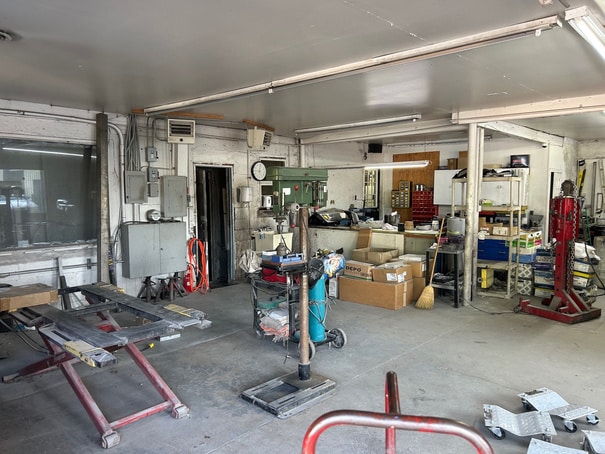 More Photos Of 1177 E 9th St, Eddystone Service For Sale