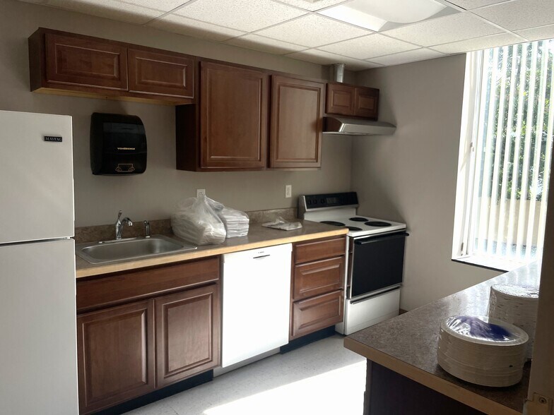 More Photos Of 190 Fremont St, Worcester Medical For Lease
