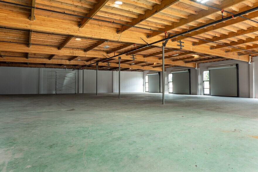 More Photos Of 106 Galli Dr, Novato Service For Sale