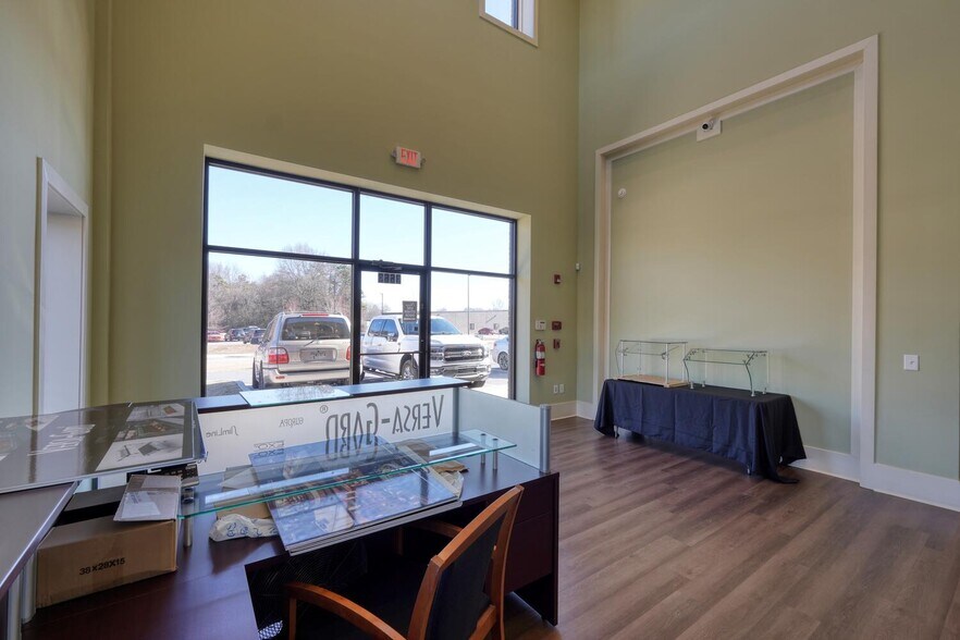 More Photos Of 3663 Southland Dr, Flowery Branch Warehouse For Sale