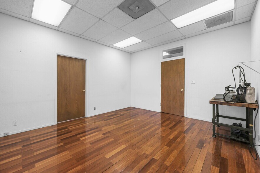 More Photos Of 10640 Main St, El Monte Storefront For Sale