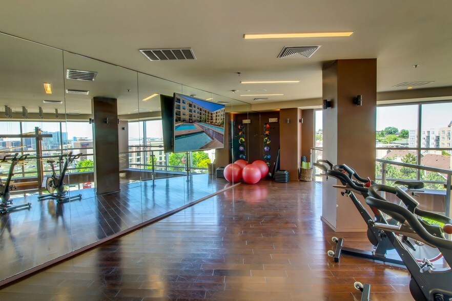 More Photos Of 2785 N Speer Blvd, Denver Apartments For Lease