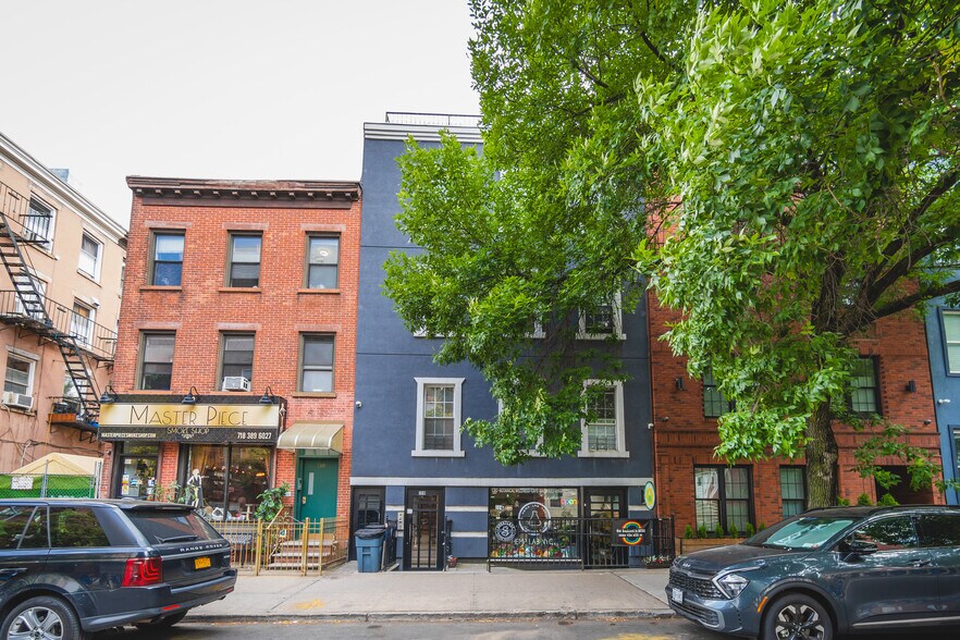 More Photos Of 128 India St, Brooklyn Storefront Retail Residential For Sale