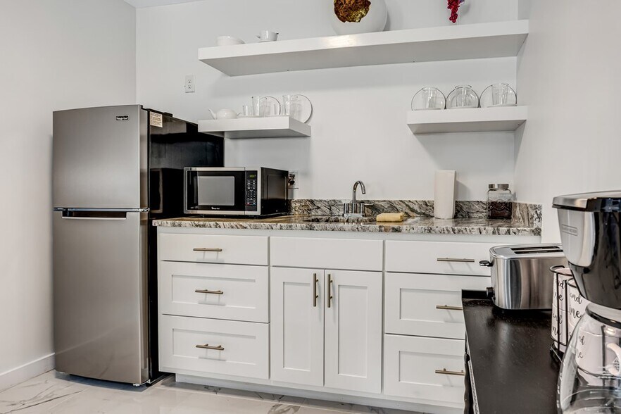 More Photos Of 2565 N State Highway 16, Fredericksburg Specialty For Sale