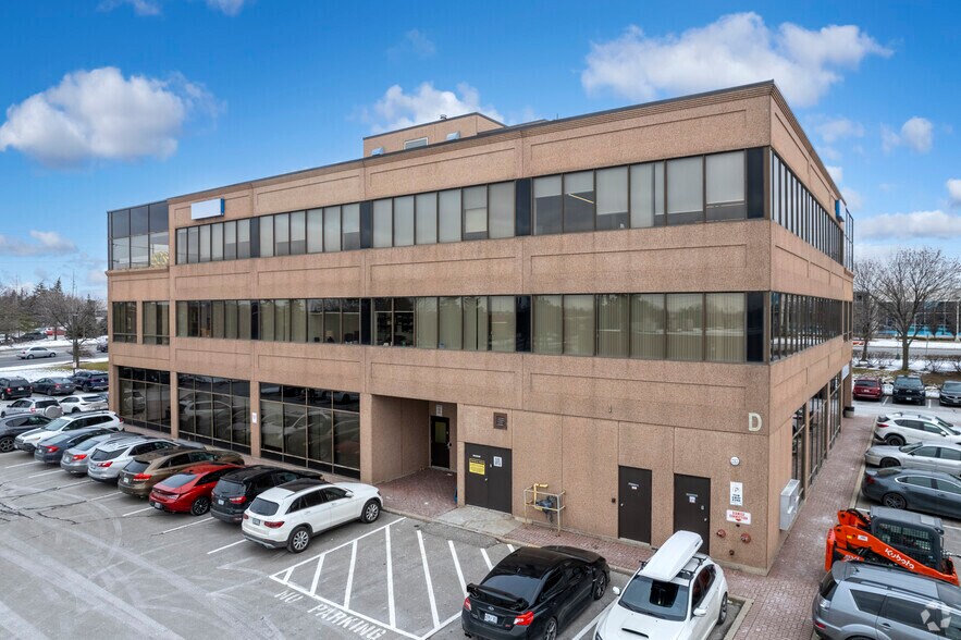 More Photos Of 8400 Jane St, Vaughan Office For Lease