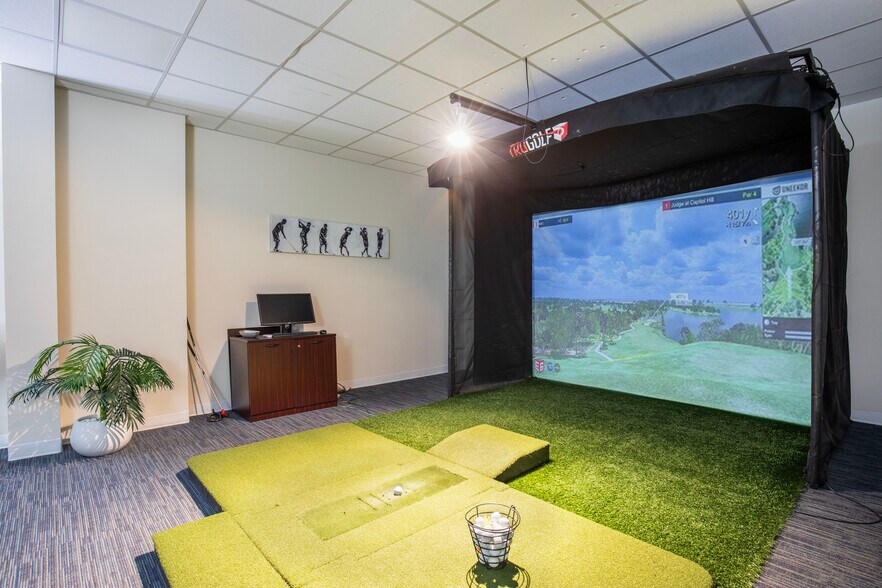 More Photos Of 1100 Cleveland St, Clearwater Apartments For Sale