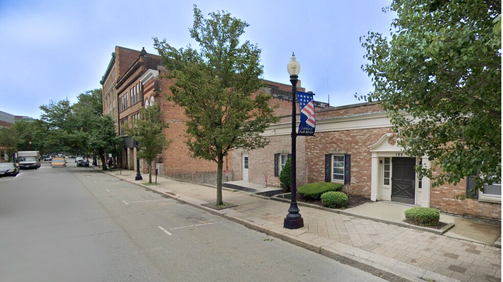 More Photos Of 182 N Main St, Fall River Office For Lease