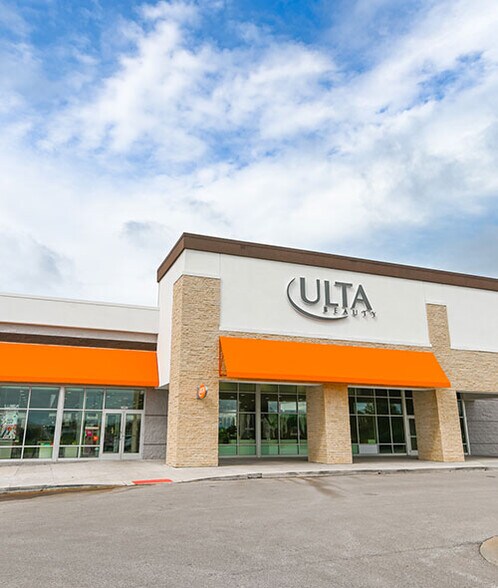 More Photos Of 8420-8660 N Madison St, Kansas City Unknown For Lease