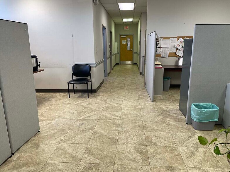 More Photos Of 498 Industrial Dr, Bristol Warehouse For Sale