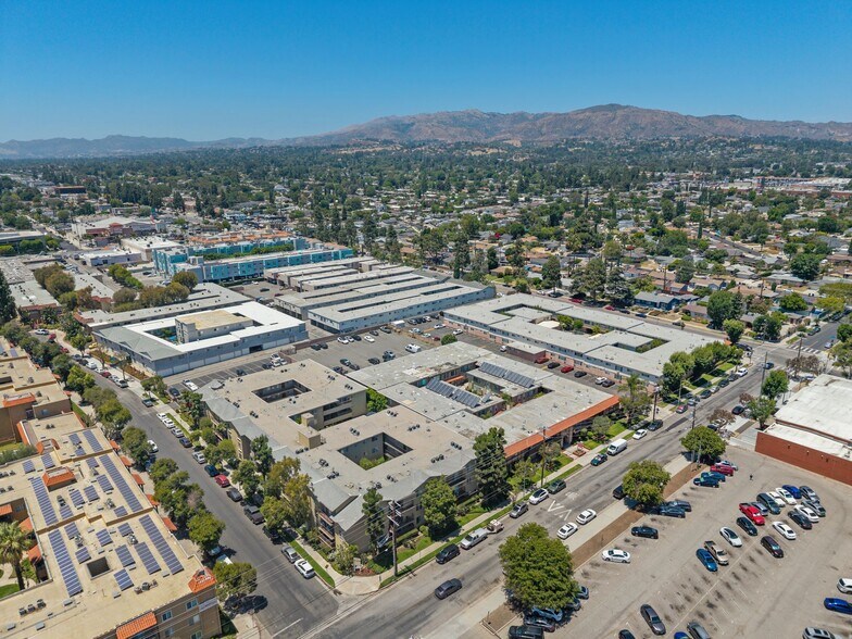 More Photos Of 10625 Petit Ave, Granada Hills Apartments For Sale