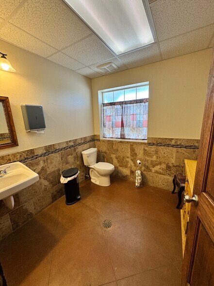 More Photos Of 3126 State Route 257, Seneca Freestanding For Sale