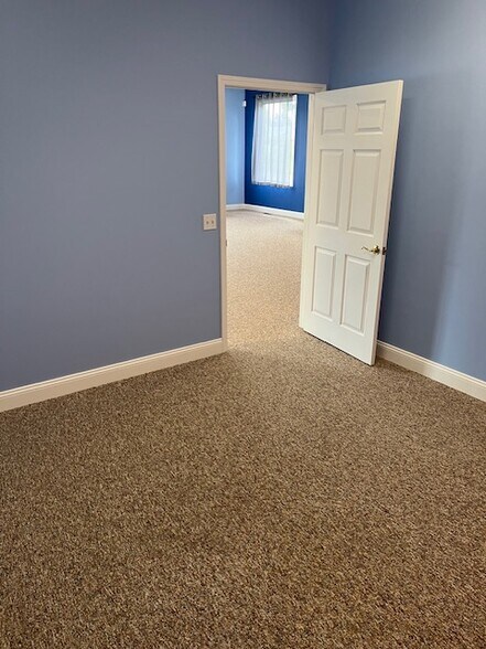 More Photos Of 308 US Highway 31 S, Traverse City Freestanding For Lease