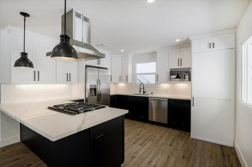 More Photos Of 2420 Grant Ave, Redondo Beach Apartments For Sale