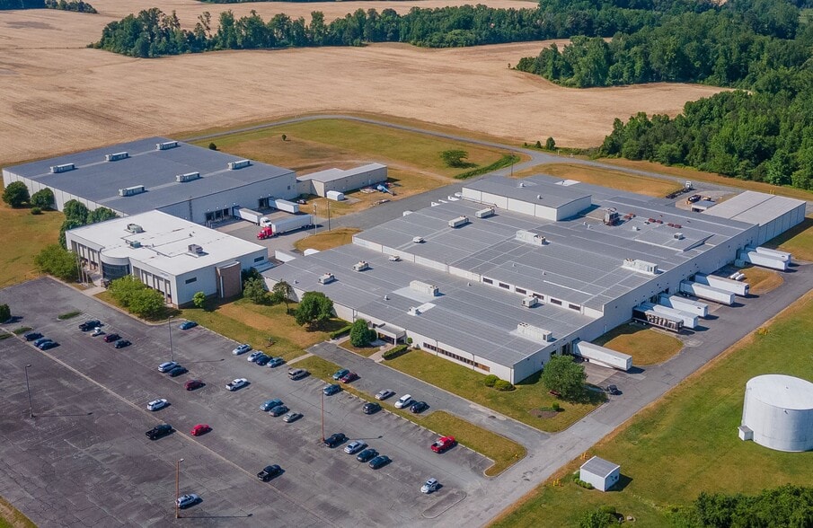 Primary Photo Of 1290 Mt Landing Rd, Tappahannock Distribution For Sale