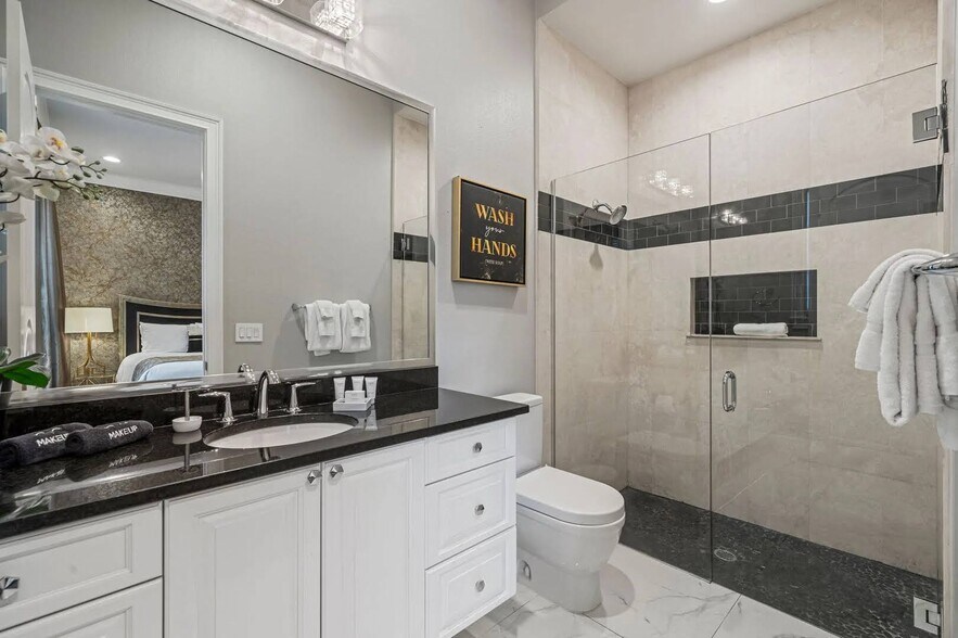 More Photos Of 521 Muirfield Loop, Reunion Specialty For Sale