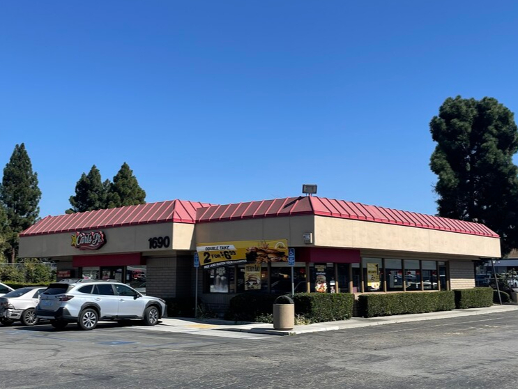 Primary Photo Of 1690 Tully Rd, San Jose Fast Food For Lease