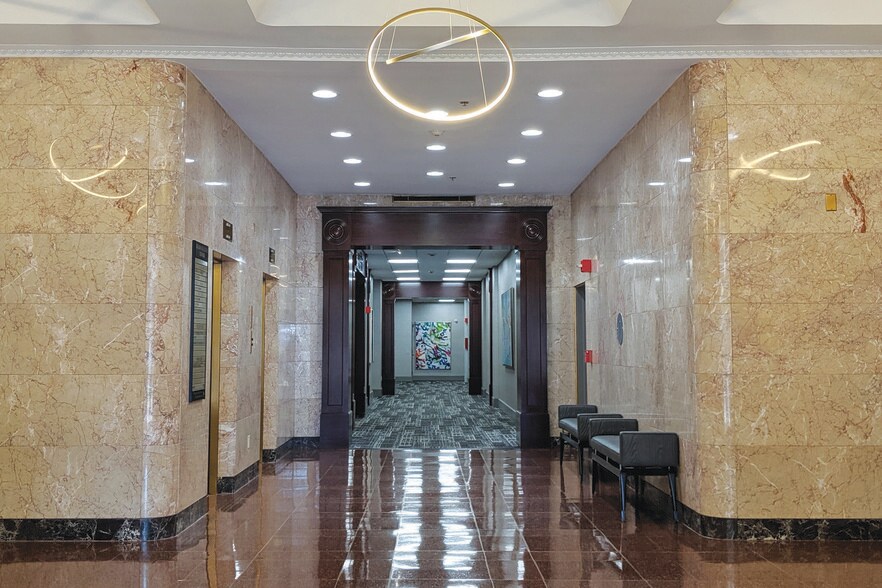 More Photos Of 1750 Elm St, Manchester Medical For Lease