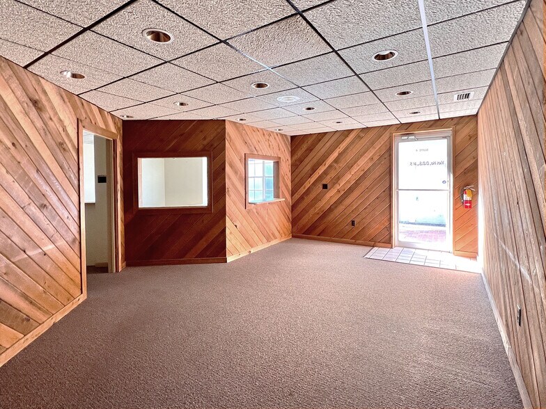 More Photos Of 200 Avenue K SE, Winter Haven Office For Lease