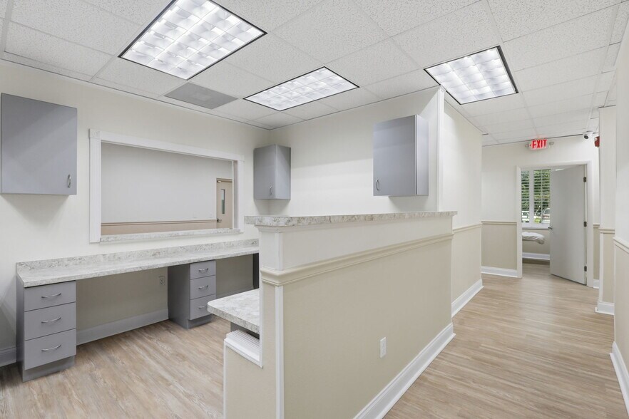 More Photos Of 1690 Dunlawton Ave, Port Orange Medical For Lease