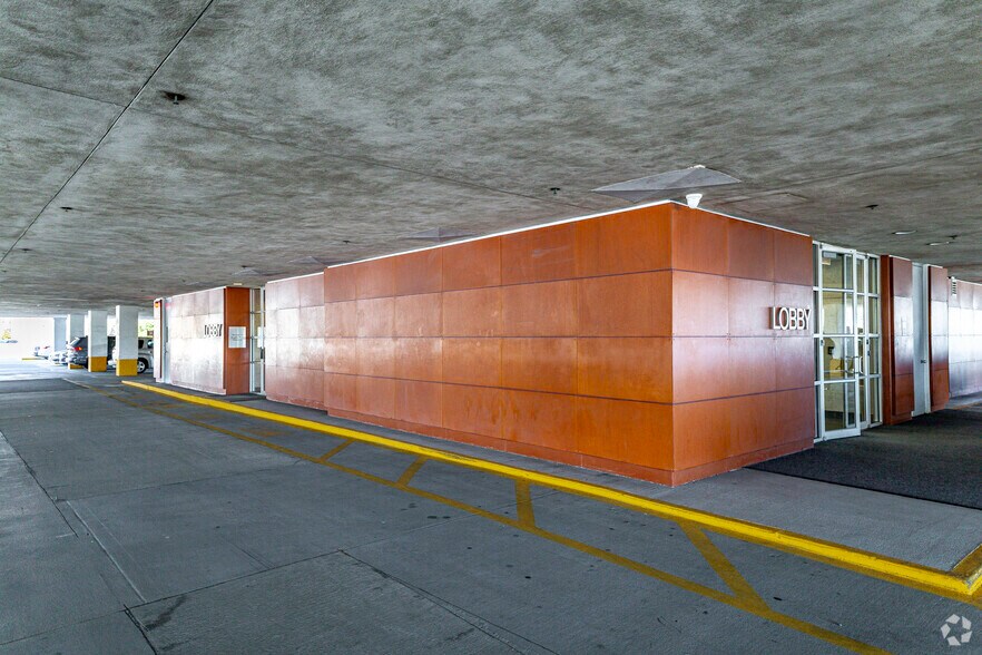 More Photos Of 777 Terrace Ave, Hasbrouck Heights Office For Lease