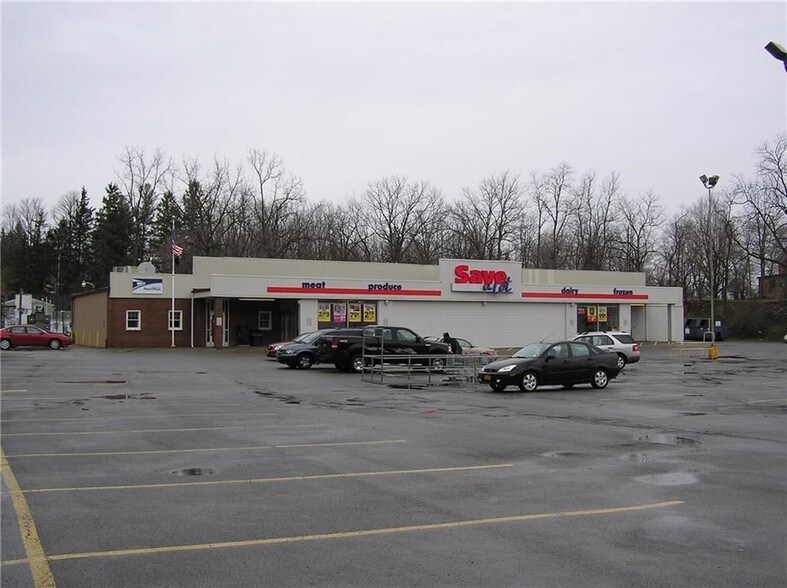 More Photos Of 7275-7289 W Main St, Lima Storefront For Lease