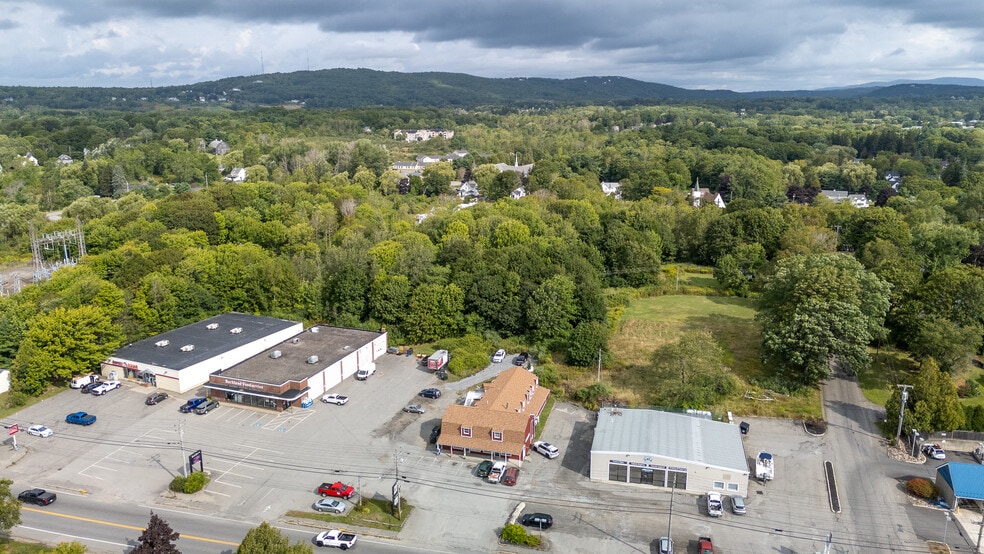 More Photos Of 193 Park St, Rockland Freestanding For Sale