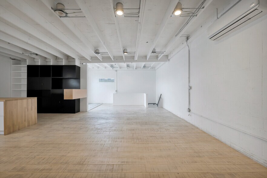 More Photos Of 7176 W Sunset Blvd, Los Angeles Storefront Retail Office For Sale