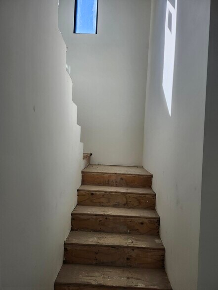 More Photos Of 438-440 N Oak Ave, Pasadena Apartments For Sale