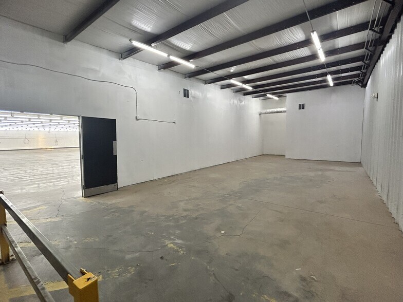 More Photos Of 1760 Winchester Rd, Memphis Freestanding For Lease