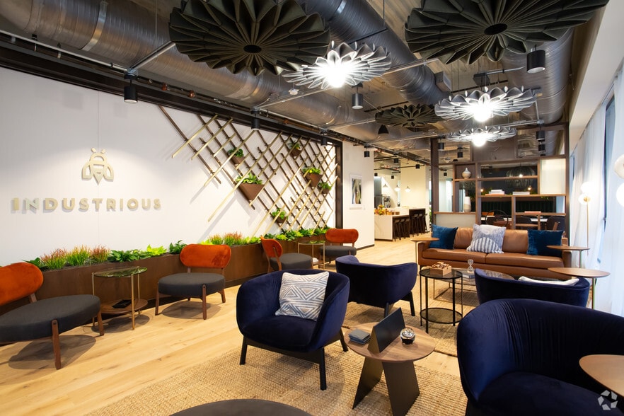 More Photos Of 823 Congress Ave, Austin Office For Lease