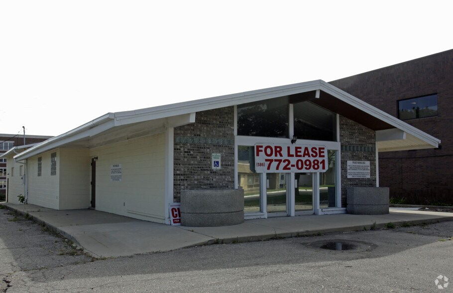 More Photos Of 127 S Main St, Mount Clemens Flex For Lease