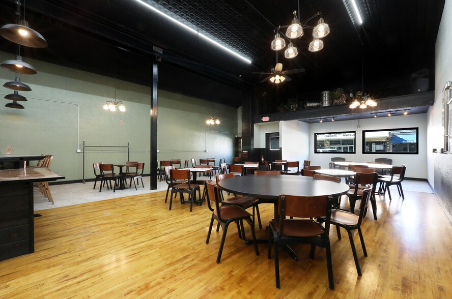 More Photos Of 1119 6th st, Nevada General Retail For Sale