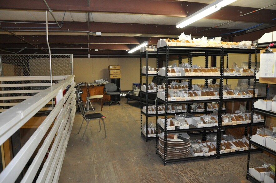 More Photos Of 1308 Ontario St, Sandpoint Warehouse For Lease