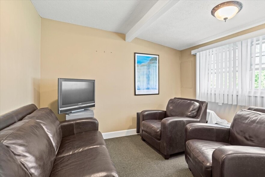 More Photos Of 8732 Main St, Honeoye Freestanding For Sale