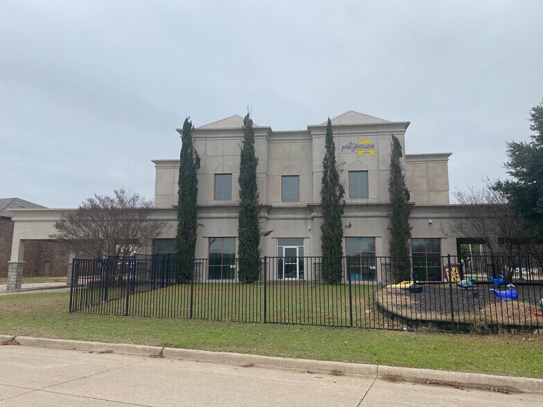 More Photos Of 2925 Riverglen Dr, Fort Worth Loft Creative Space For Sale