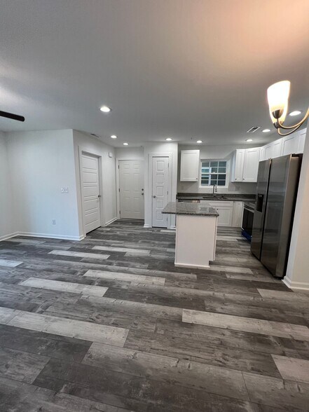 More Photos Of 191-199 Charter Dr, Longs Apartments For Sale