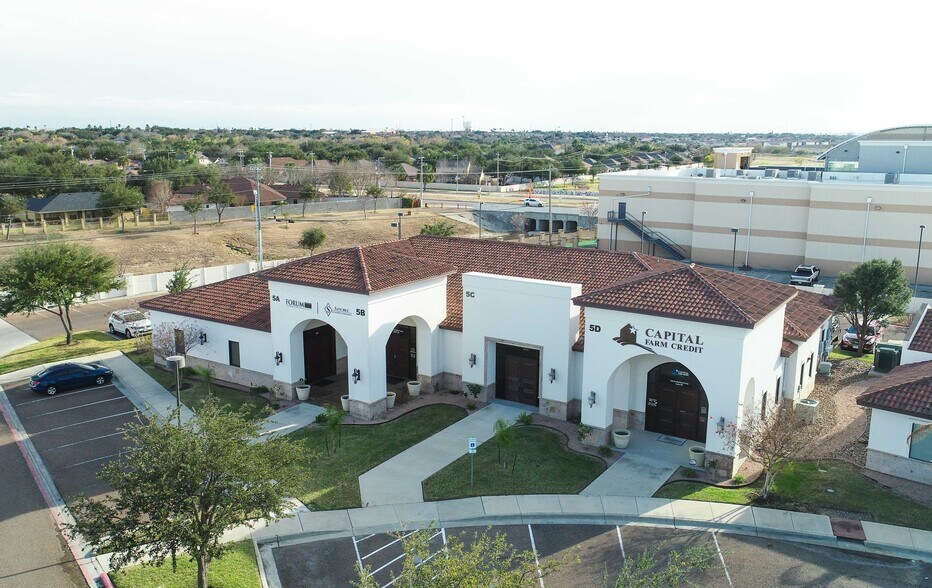 More Photos Of , Laredo Office For Sale