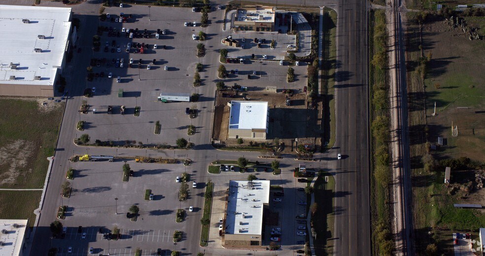 More Photos Of 1395 US Highway 183, Leander Unknown For Lease