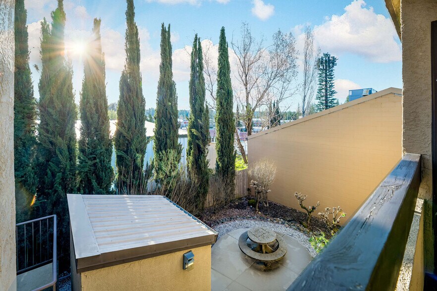 More Photos Of 741-749 Maltman Dr, Grass Valley Office For Sale