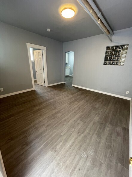 More Photos Of 1755 S Broadway, Denver Apartments For Sale